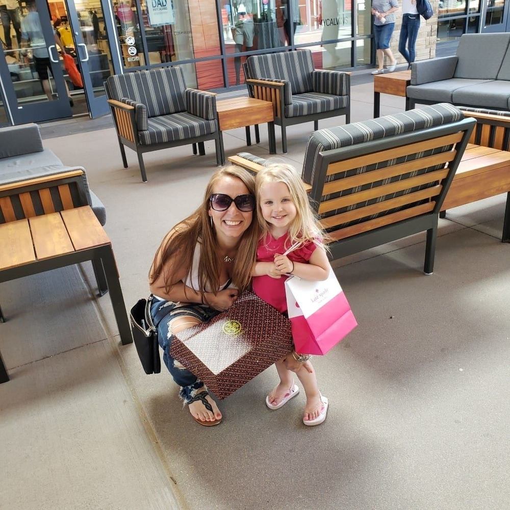 Meet your Posher, Jilliane